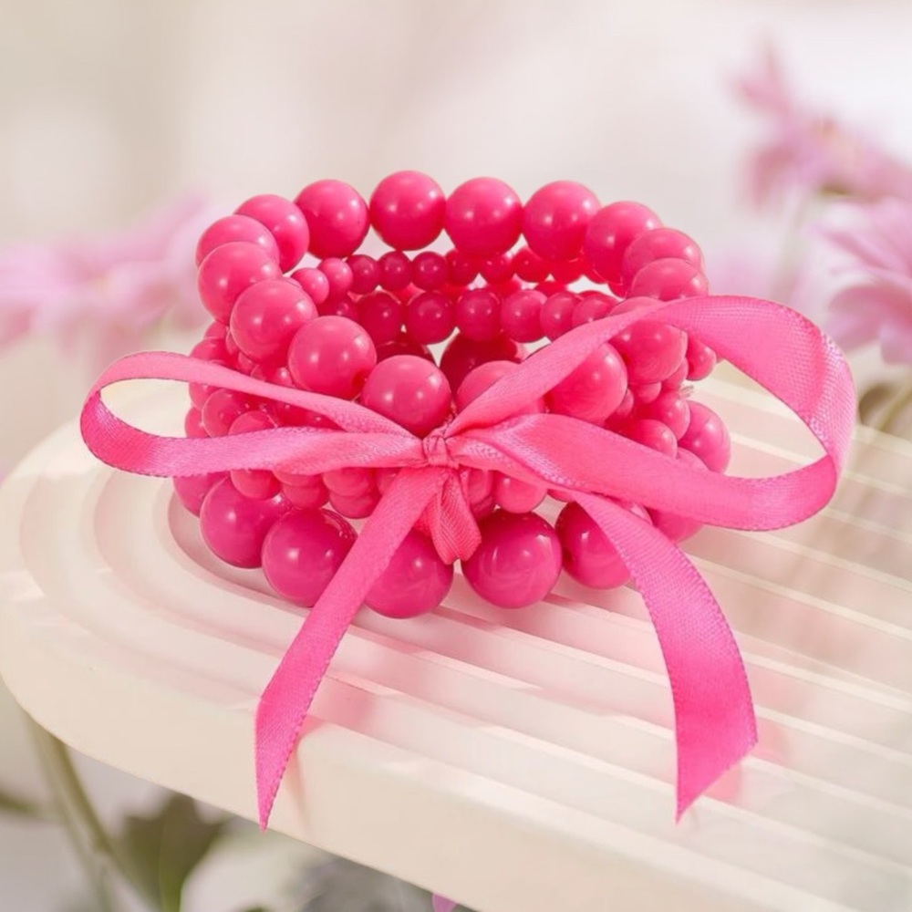 ❀ 2/$20 5PC Classic Hot Pink Faux Pearl Bracelet Bundle Set - Picture 1 of 5